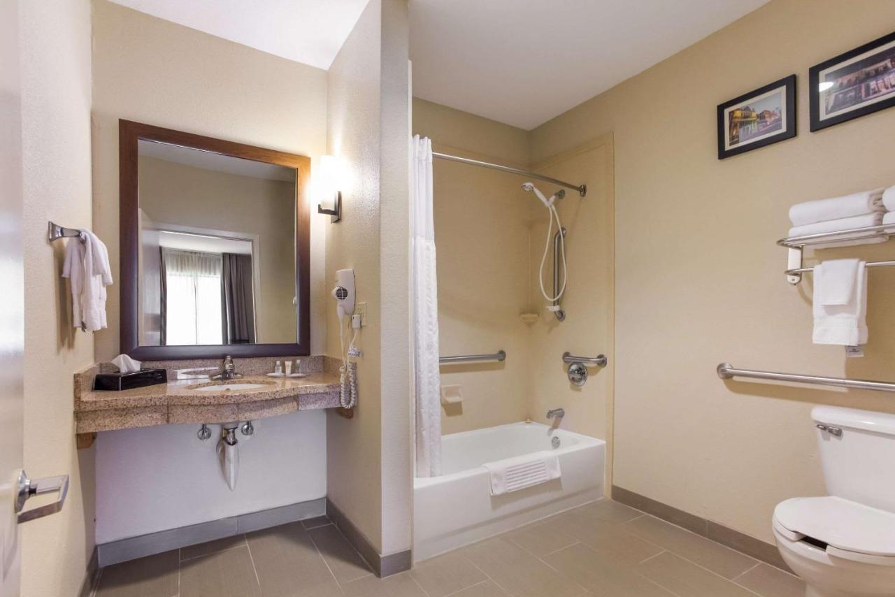 Comfort Suites North Mobile Saraland Ngoại thất bức ảnh