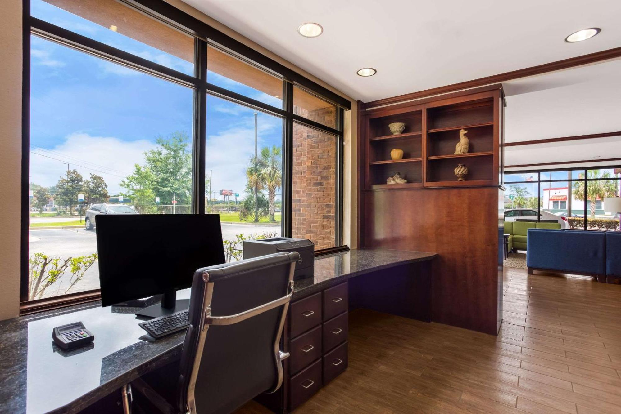 Comfort Suites North Mobile Saraland Ngoại thất bức ảnh
